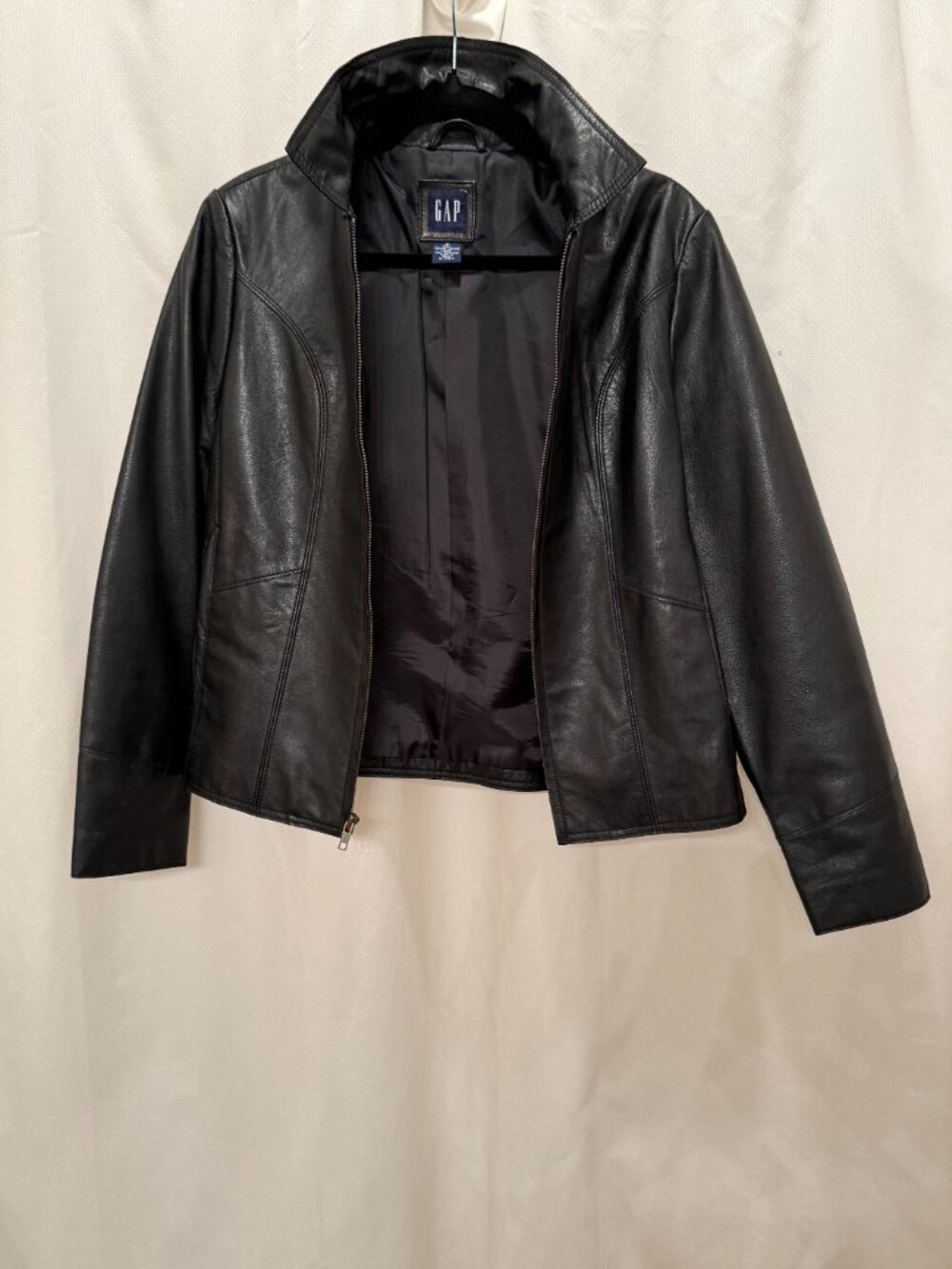 Black lightweight leather jacket, women's medium - Picture 4 of 9